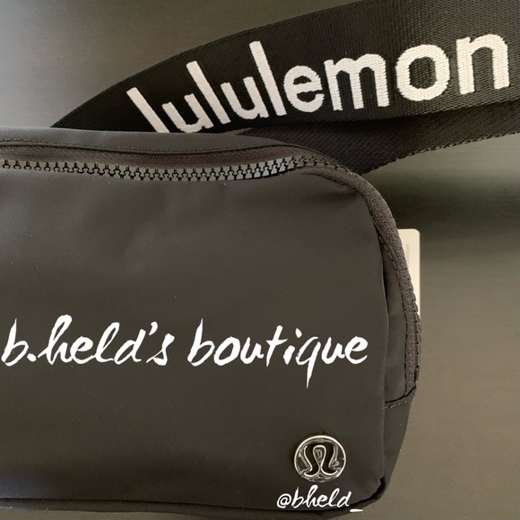 lululemon Everywhere Belt Bag *Wordmark in Black/White Lettering OS New NWT - Picture 11 of 16